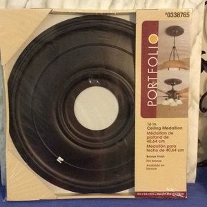 NWOT PORTFOIL 16” CEILING MEDALLION.